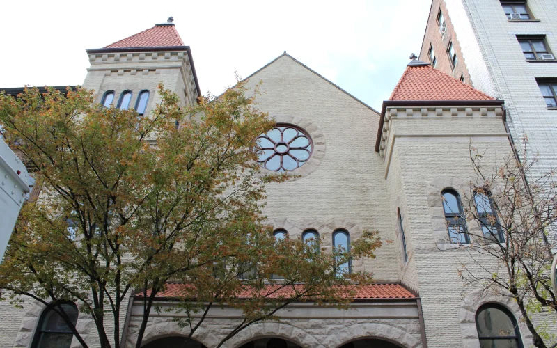 USE AS PRIMARY PHOTO